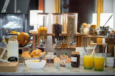 Monsieur Miot Concept Hotel   Bastia Centre