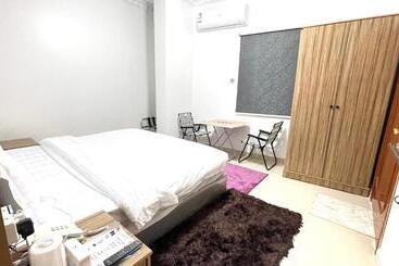 Al Quba Al Thahbia Hotel Suites 2
