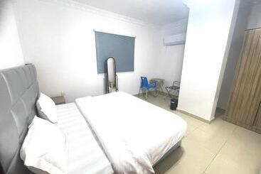 Al Quba Al Thahbia Hotel Suites 2