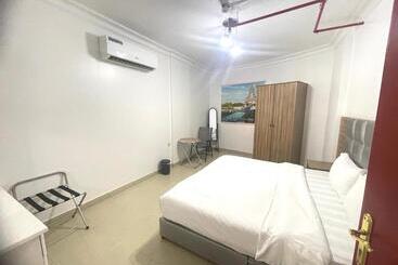 Al Quba Al Thahbia Hotel Suites 2