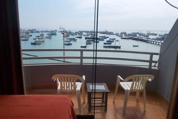 هتل Marina Del Bay