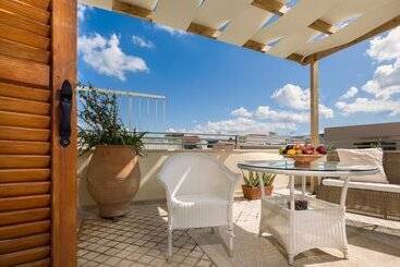 Avli Lounge Apartments