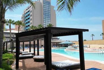 هتل 4us La Manga Vip