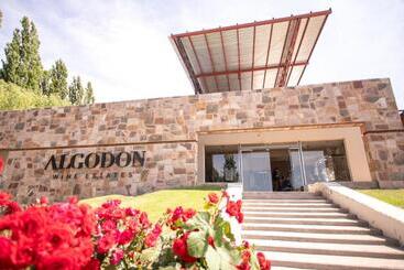 בית מלון כפרי Algodon Wine Estates & Champions Club