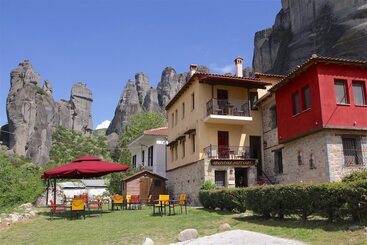 هتل Archontiko Mesohori Meteora