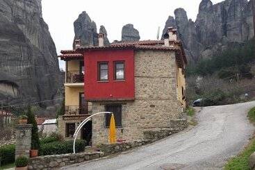 هتل Archontiko Mesohori Meteora