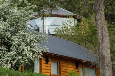 هتل Arrayan Lake View Mountain Lodge & Casa De Te Arrayan