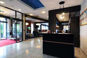 Best Western Airport Hotel Stella