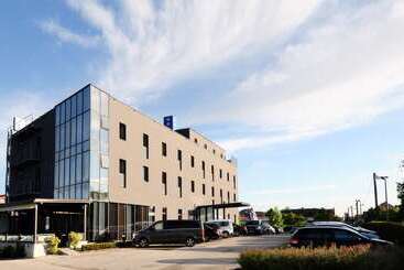 Best Western Airport Hotel Stella