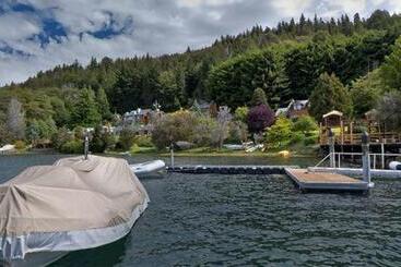 Cabanas Puerto Pireo - San Carlos de Bariloche