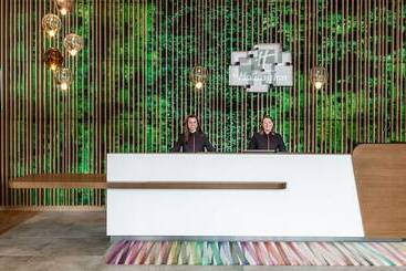 هتل Holiday Inn Munich   Leuchtenbergring, An Ihg