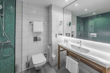 هتل Holiday Inn Munich   Leuchtenbergring, An Ihg