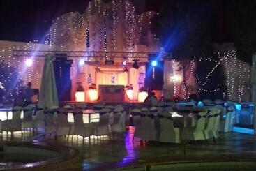 Karnak Hotel Luxor