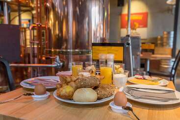 Leonardo Hotel Almere City Center