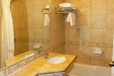هتل Malargüe Inn & Suites   Spa Casino