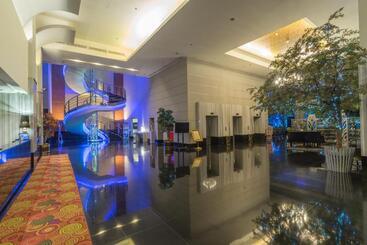 Manhattan Hotel Jakarta