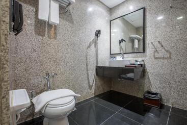 Manhattan Hotel Jakarta