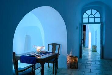 هتل Nefeles Luxury Suites