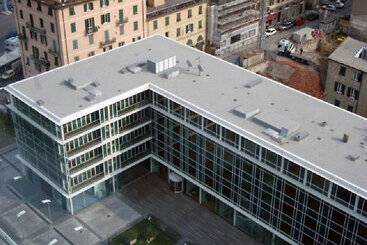 هتل NH Savona Darsena