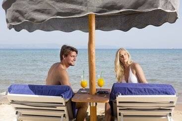 هتل Olympia Golden Beach Resort & Spa