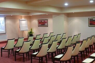 هتل Olympia Golden Beach Resort & Spa