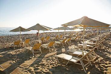 هتل Orpheas Resort