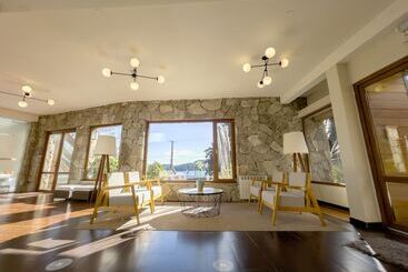 בית מלון כפרי Rochester Bariloche Suites & Spa