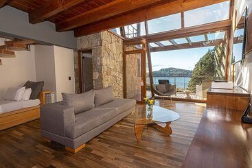 בית מלון כפרי Rochester Bariloche Suites & Spa