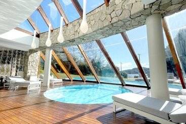 בית מלון כפרי Rochester Bariloche Suites & Spa