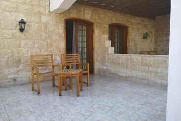 هتل Royal Lagoons Resort & Aqua Park Families And Couples Only