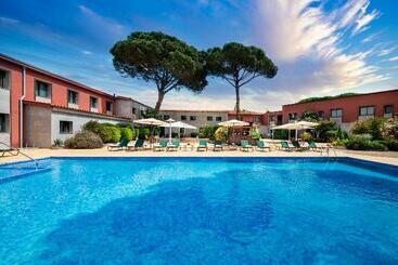 Salles Hotel Aeroport De Girona