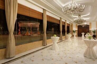 فندق Shangrila Eros, New Delhi