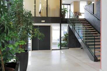 هتل Séjours & Affaires Paris Ivry