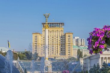 هتل Ukraine