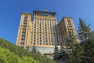 هتل Ukraine