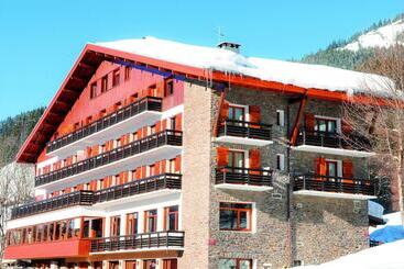 هتل Vacances Bleues Les Chalets Du Prariand