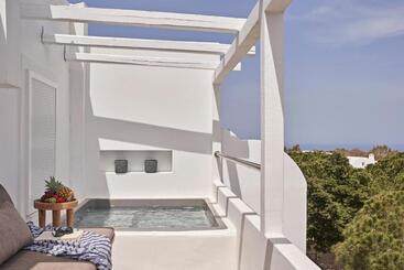 Loizos Stylish Residences