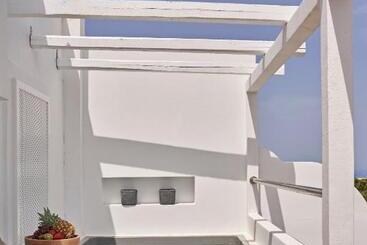 Loizos Stylish Residences