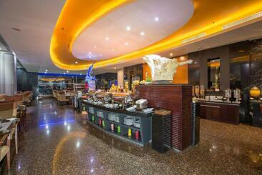 Manhattan Hotel Jakarta