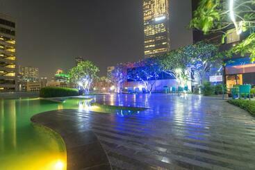 Manhattan Hotel Jakarta