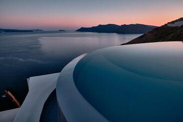 Mystique, A Luxury Collection Hotel, Santorini
