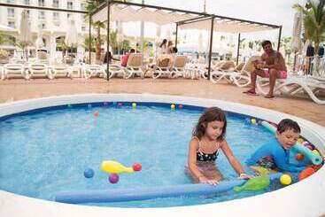 استراحتگاه Riu Palace Aruba All Inclusive