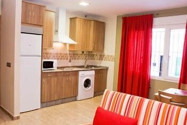Y Apartamentos Conilsol