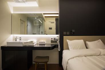 هتل Capsule Darakhyu Incheon Int L Airport T2