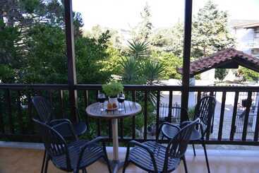 هتل Anofli Accommodation