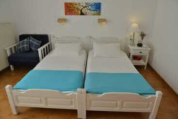 هتل Anofli Accommodation