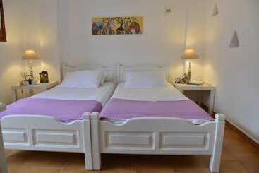 هتل Anofli Accommodation