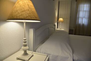 هتل Anofli Accommodation