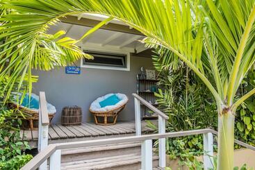 هتل Bamboo Bonaire Boutique Resort
