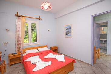 هتل Panorama Studios